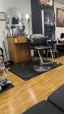 Platinum Cuts Barber Shop