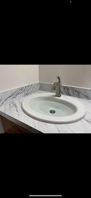 Bathroom sink