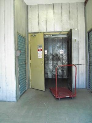 Freight Elevator for 2nd floor Units