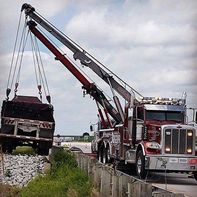 Heavy Hauling, Crane Service, Heavy Duty Tow, Tow Truck, Road Service, Mechanic, Roadside Service.