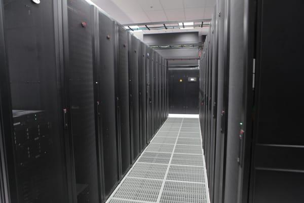 Data Center & Cloud Computing