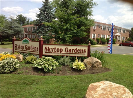 Skytop Gardens Apartments