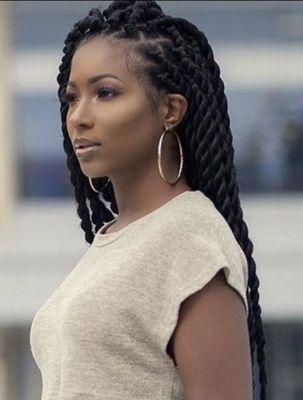 Natural hair/Braiding