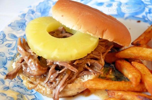 Pulled pork sandwich