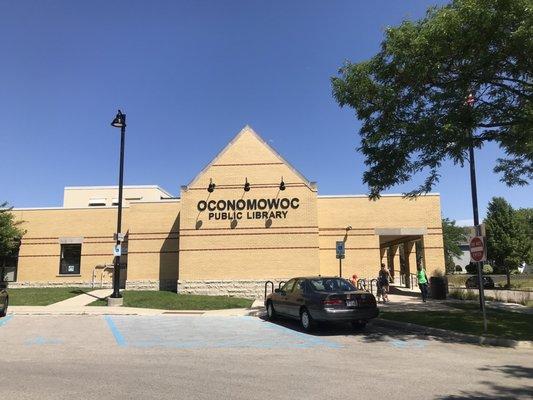 Oconomowoc Public Library