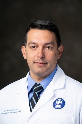 Dr. Alberto Sarmiento D.M.D