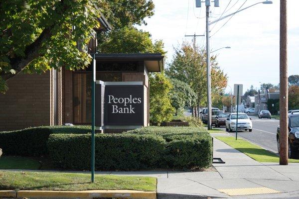 Peoples Bank Lynden Financial Center