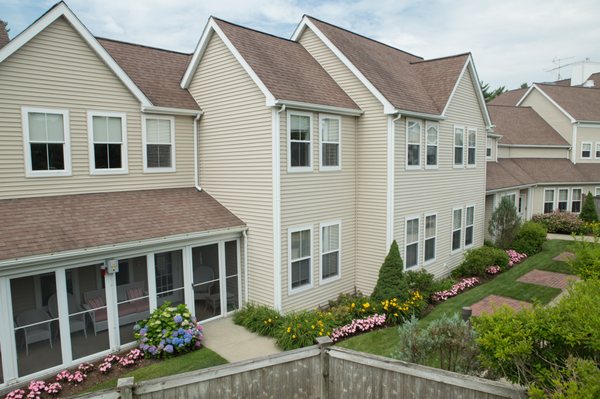 The Inn at Silver Lake Exterior 2