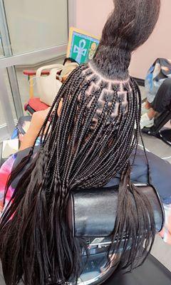 Knotless braids process