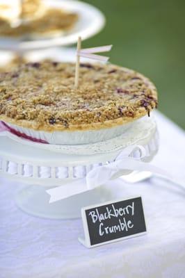 Blackberry Crumble Pie