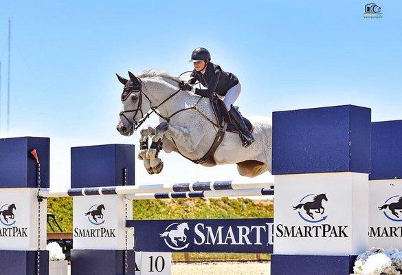 Zoe Brown and Chase in the Sonoma Grand Prix