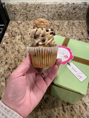 Cookie dough cupcake