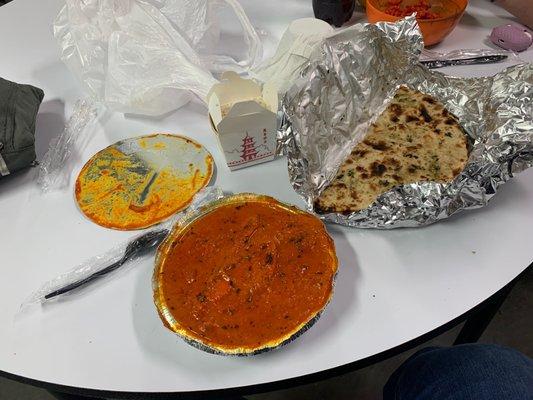 Butter Chicken & Garlic Naan