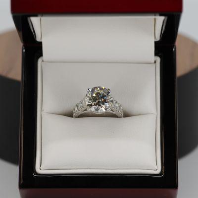 4.05 Carat Natural Round Brilliant Diamond  In a Platinum Setting