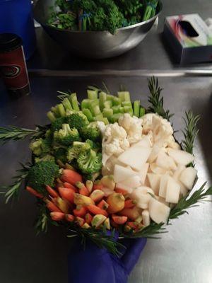 Farm fresh raw vegetable platter.