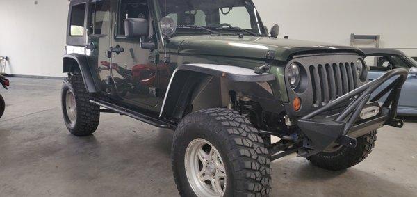 Jeep Repainted, Front Grille, Bumper, Fenders