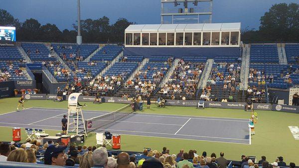 Radwanska v. Gavrilova in semi finals at CT Open