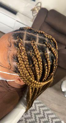 Knotless braids