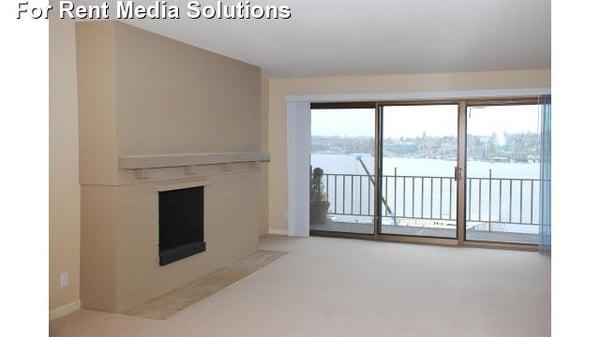 Living Room overlooking Lake Union