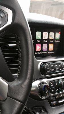 Synchronize your phone to the car's audio system