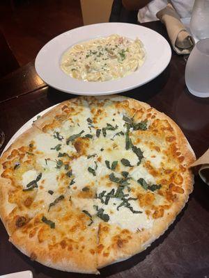 Formaggi pizza and tortellini