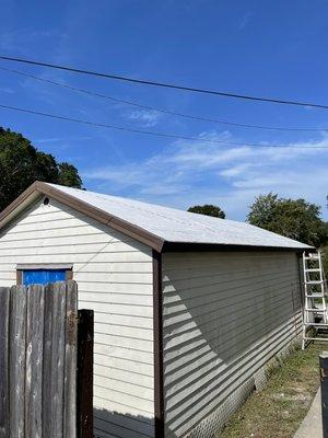 Roof seal