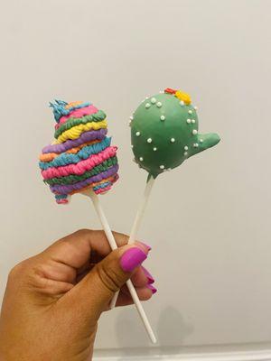 Piñata cake pops