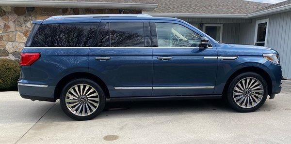 Lincoln Navigator exterior detail with wash, foam cannon, clay treatment and protection package