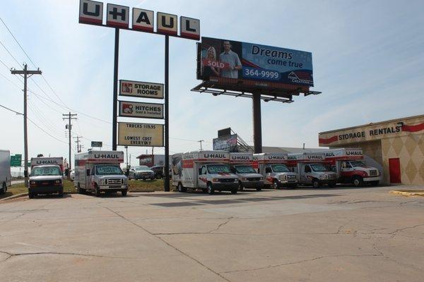 U-Haul Trailer Hitch Super Center of Crossroads