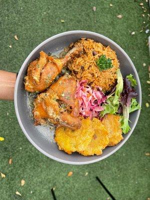 Fried Chicken Complete Platter with rice, plantains and salad.