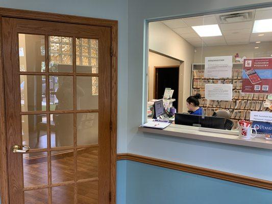 Front Desk/Entrance