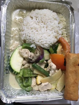 Green curry and spicy chicken