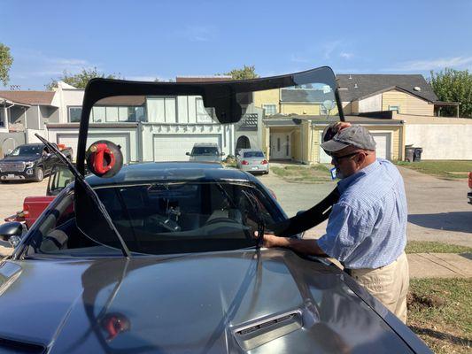 Front windshield replacement