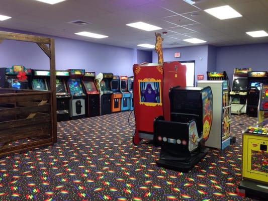 Other side of the arcade room