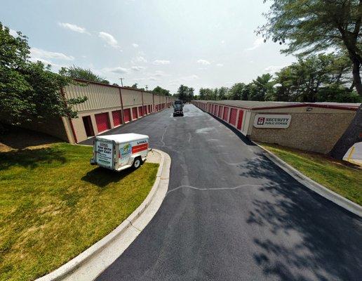 Drive-up storage units in Gaithersburg, MD.