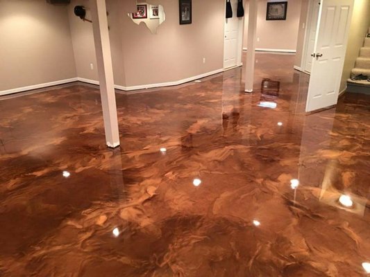 Metallic basement floor coatings.