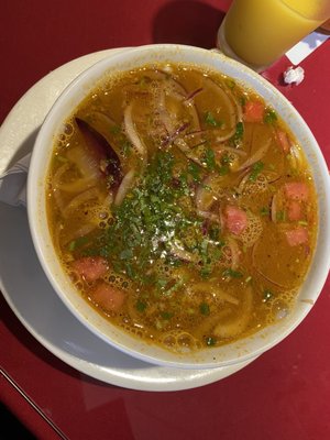 Encebollado de pescado