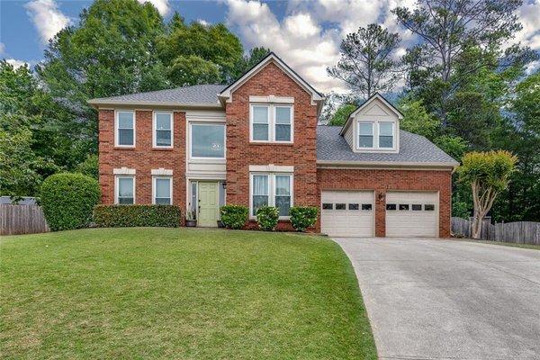 Listed and went under contract in 4 days by Helen Dao realtor !!! Alpharetta, GA 30005