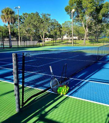 Ever wanted to learn how to play tennis? We can help!