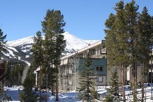 Vacation Rentals on Shuttle Route http://www.breckenridgeresortmanagers.com/on-shuttle-route-rentals