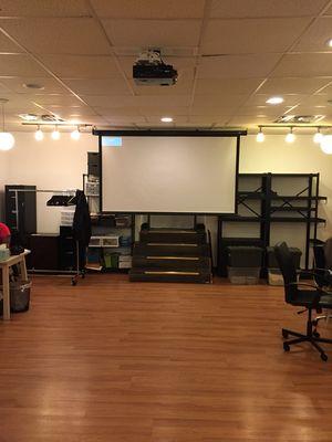 Mobile projector screen install. Midtown, NY