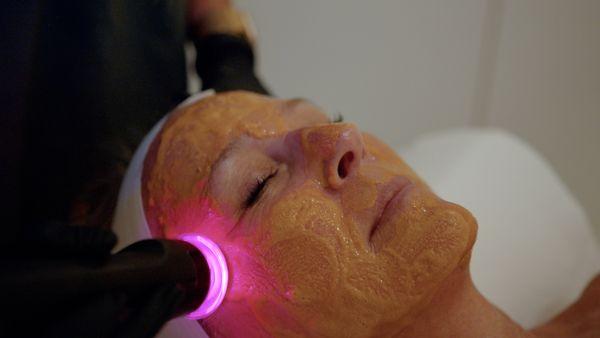 Pamper yourself with the Geneo Oxygen facial