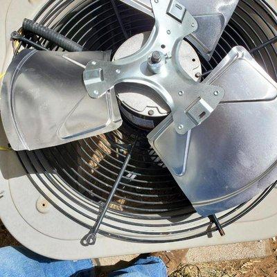 Busted AC parts don't have to mean expensive repairs. Call Kick-N-Back and ask for a professional air conditioning inspection!