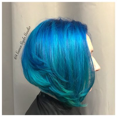 Two dimensional blue hair