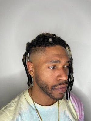 Fade with dreadlock maintenance by Andy