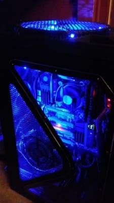 A custom built gaming rig!