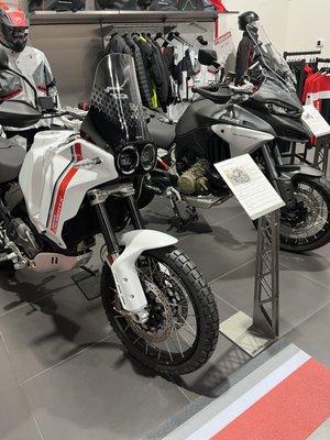 Desert x and v4 multistrada