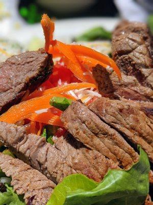 Steak salad