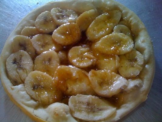 8" Banana and Rum Sauce Pie...think Banana Fosters in pizza form!