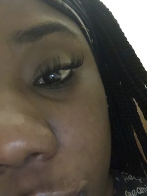 This is my lashes day 4!